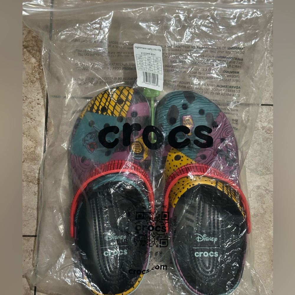 NWT Nightmare Sally Crocs – Women’s 11 / Men’s 9 (Limited Edition) - Picture 3 of 3